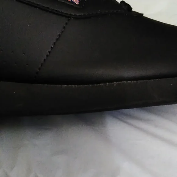 Reebok Women's Princess Black Size 7.5 Wide - Picture 7 of 7